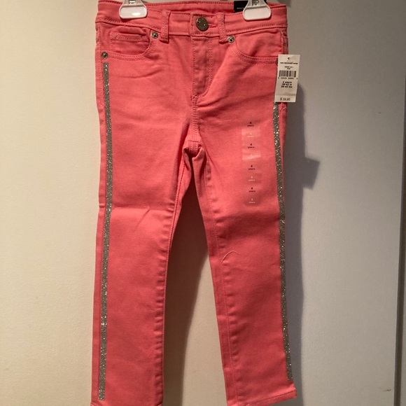 Bundle:  Girl’s Top, Pants, and Shorts NWT - Picture 7 of 16